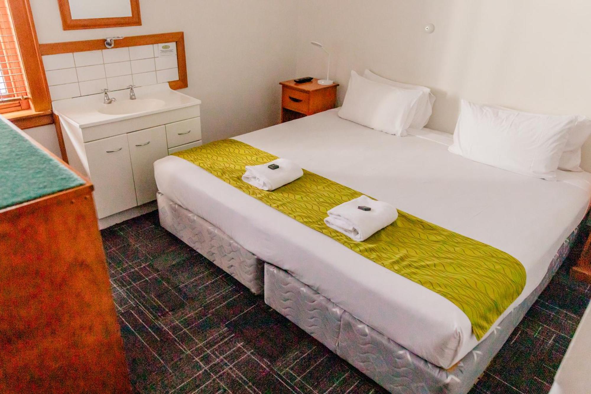 The Cambridge Hotel & Backpackers Wellington Esterno foto